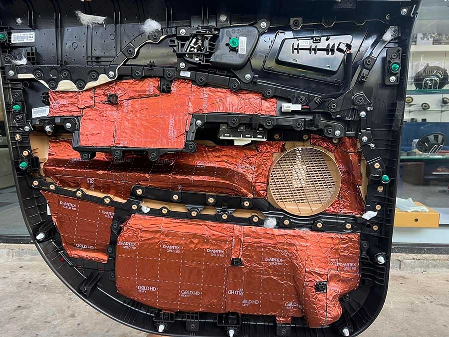 Cách âm xe hơi bằng vật liệu Dr. Artex