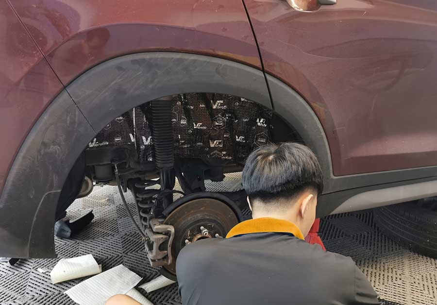 Cách âm xe hơi bằng vật liệu VIBROFILTR