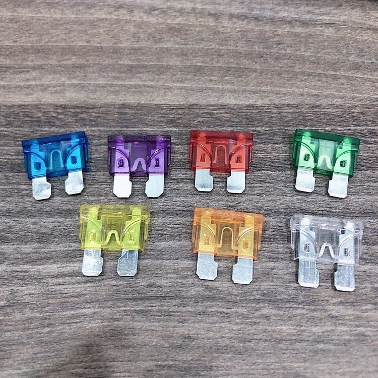 Cầu chì ôtô loại Trung ( hộp 100 cái )