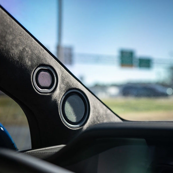 TỔNG HỢP CÁC MẪU ĐỘ LOA CỘT A CHO Ô TÔ TẠI MPVSAIGON