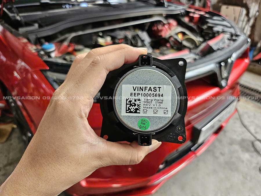 Nâng cấp âm thanh cho Vinfast VF9 với hệ thống Quartorigo nhập khẩu Ý