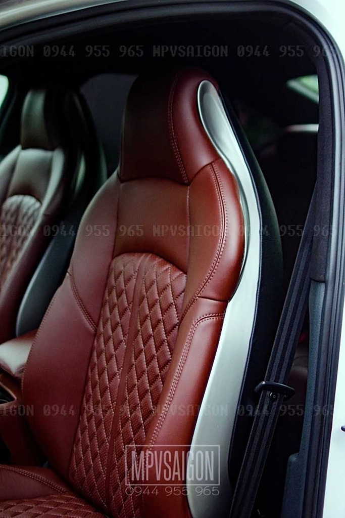 AUDI A6 BỌC DA NÂNG CẤP GHẾ THỂ THAO AUDI RS