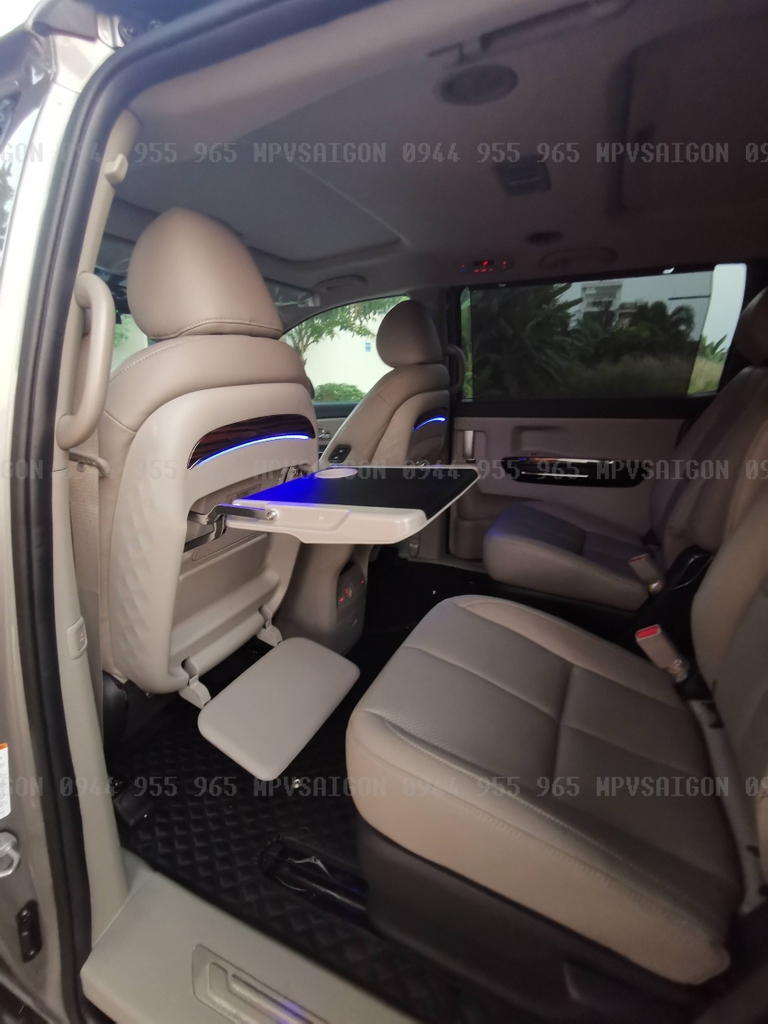 Bàn ăn - bàn làm việc bàn xếp lưng ghế xe Kia Sedona - Carnival 2024 2025