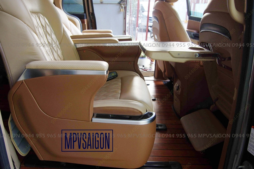 Bàn ăn - bàn làm việc bàn xếp lưng ghế xe Kia Sedona - Carnival 2024 2025