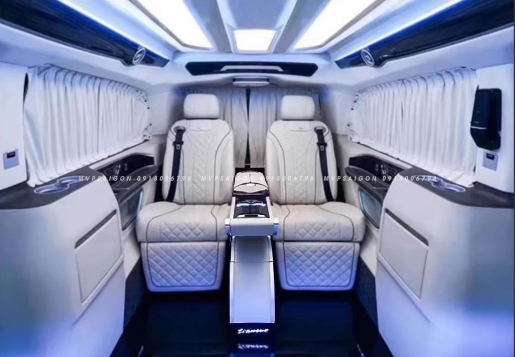 Bàn xếp vách tự động gập mở dành cho xe limousine