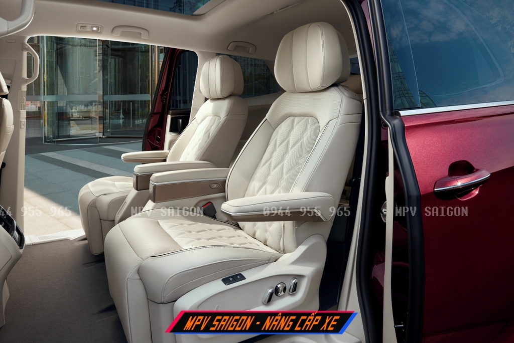 Ghế captain limousine mẫu Viloran: trông đơn giản mà ngồi siêu thoải mái full tính năng