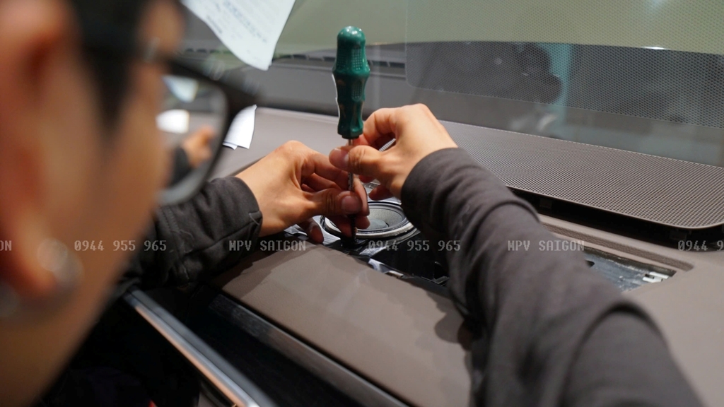 Loa Harman Kardon Cho Volkswagen Viloran: Nâng Cấp Âm Thanh Toàn Diện