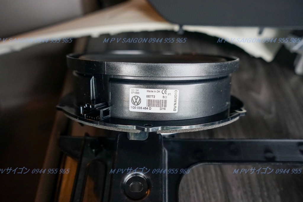 HỆ THỐNG LOA DYN AUDIO DÀNH RIÊNG CHO VOLKSWAGEN VILORAN