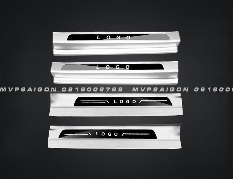 Bệ bước chân thép không gỉ có LED Volkswagen Viloran