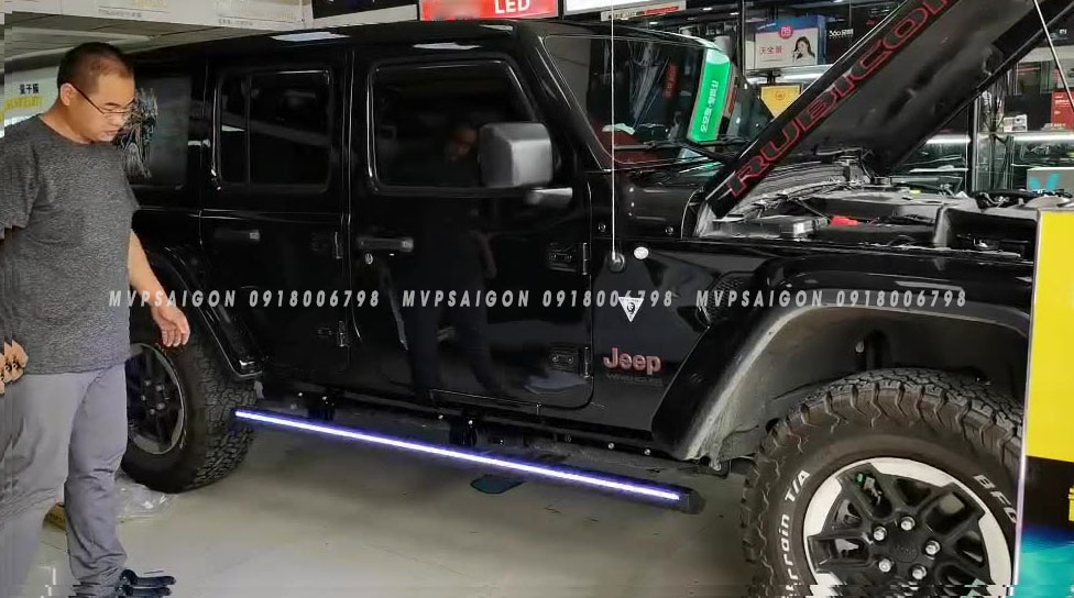 Bệ bước điện cho Jeep