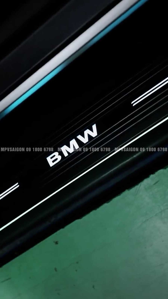 BỆ BƯỚC ĐIỆN LÊN XUỐNG BMW X5