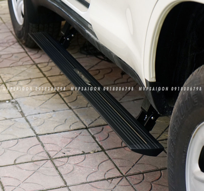 Bệ bước điện Mercedes Benz G63