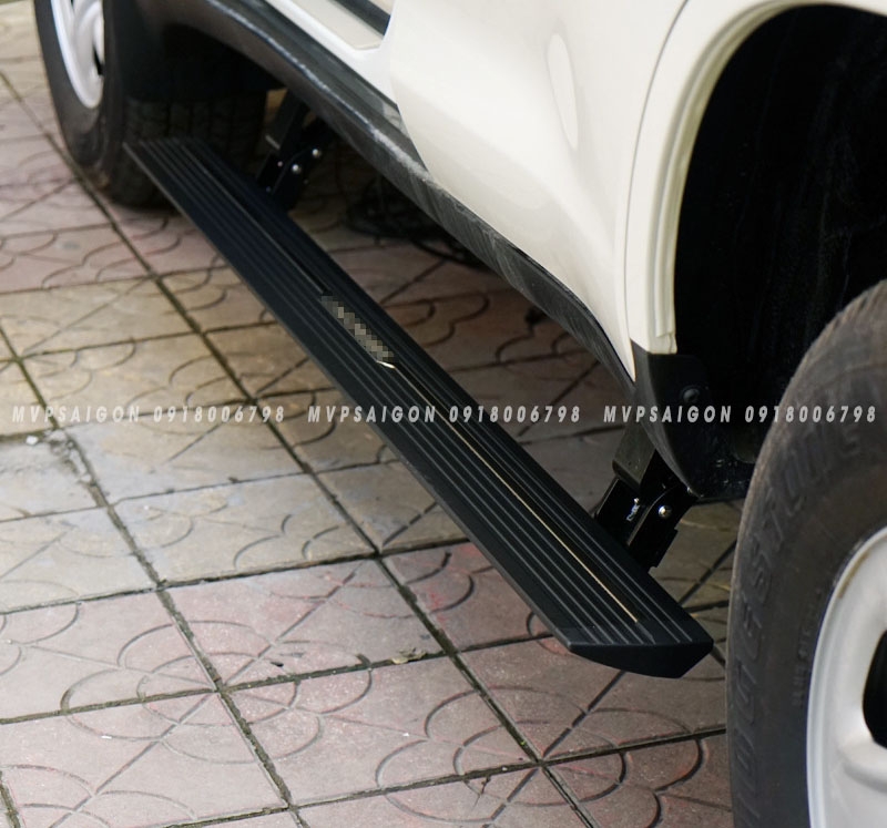 Bệ bước điện chuyên dụng Mercedes Benz GLB GLA GLC GLE GLS G500 G63