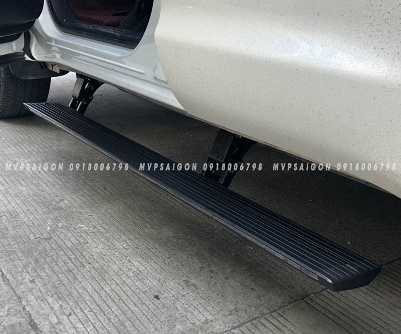 Bệ bước điện chuyên dụng Mercedes Benz GLB GLA GLC GLE GLS G500 G63