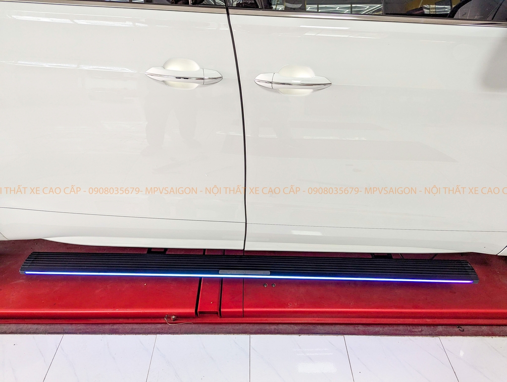 Bệ bước điện tự động có đèn LED và mẫu ZIN dành cho Volkswagen Viloran