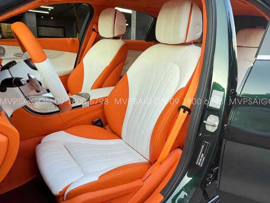 Benz C300 bọc da đổi màu nội thất cam Hermes phối trắng