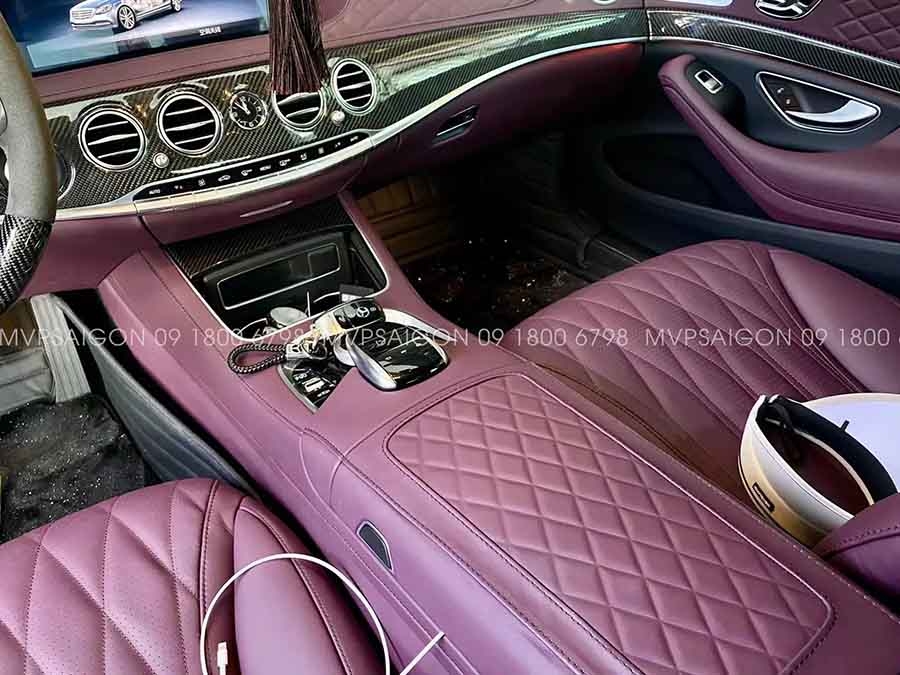 Benz S-class bọc da đổi màu nội thất đen tím