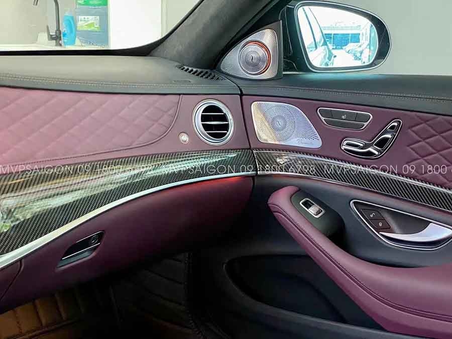 Benz S-class bọc da đổi màu nội thất đen tím