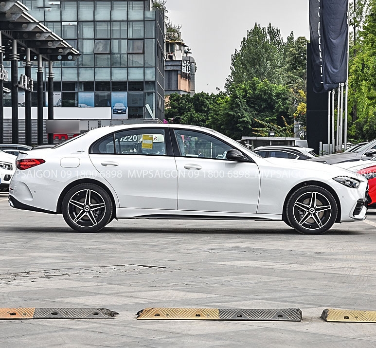 Bộ nẹp ốp trang trí ngoại thất Mercedes Benz C200 C300 2022~2023