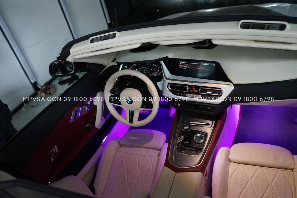 Bọc da đổi màu nội thất dành cho BMW Z4