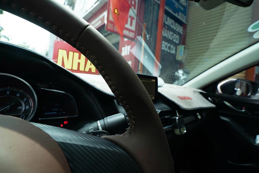 BỌC DA & ĐỔI MÀU NỘI THẤT MAZDA TẠI MPVSAIGON