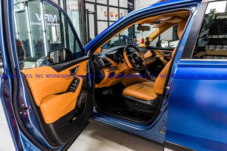 Bọc da - đổi màu nội thất Subaru Forester