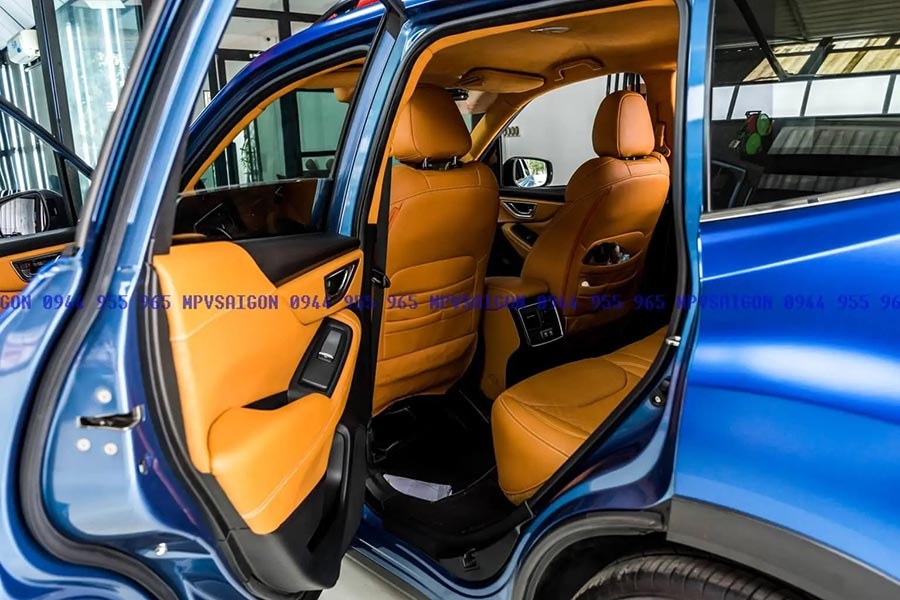 Bọc da - đổi màu nội thất Subaru Forester