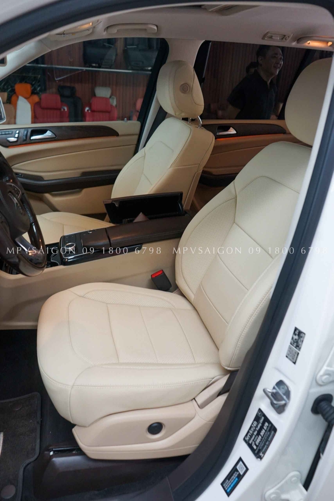 Bọc da Nappa Le mans nhập khẩu từ Ý cho Mercedes Benz GLS450