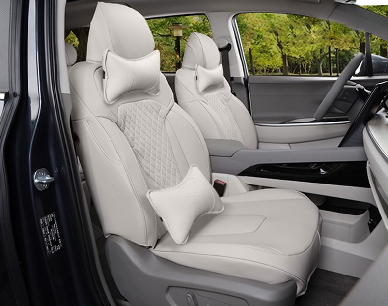 Bọc da nội thất Hyundai Custin