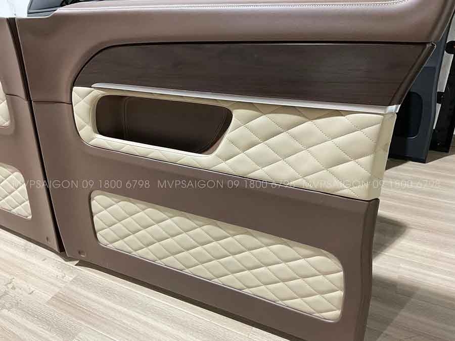Bọc da nội thất Mercedes V250 AMG
