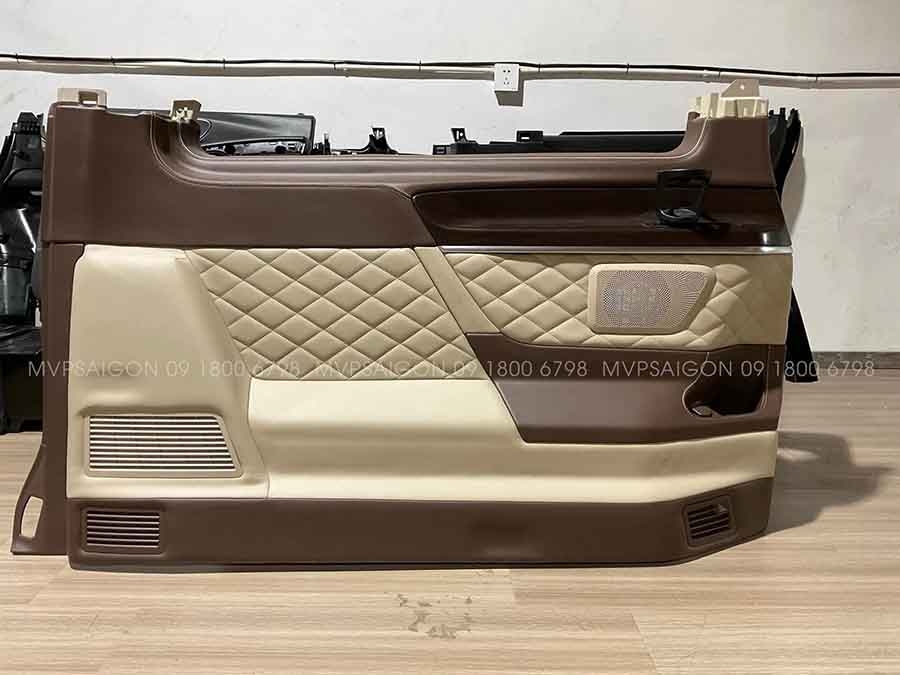 Bọc da nội thất Mercedes V250 AMG