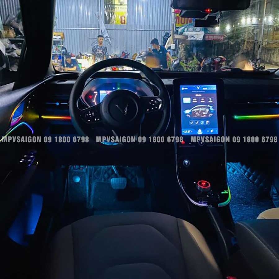 Bọc da vô Lăng và vô lăng carbon xe VinFast VF3