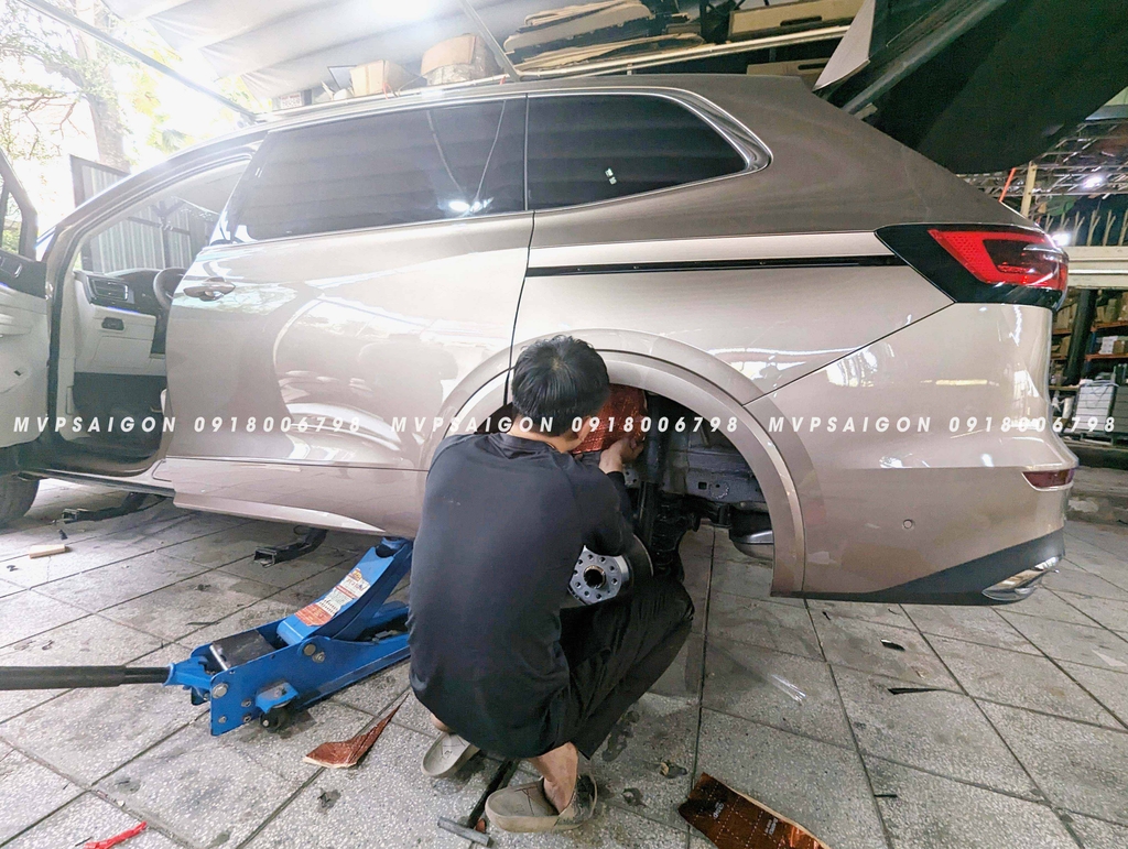 Cách âm chống ồn Volkswagen Viloran/ Teramont - vật liệu cách âm Dr Artex tiên tiến nhất