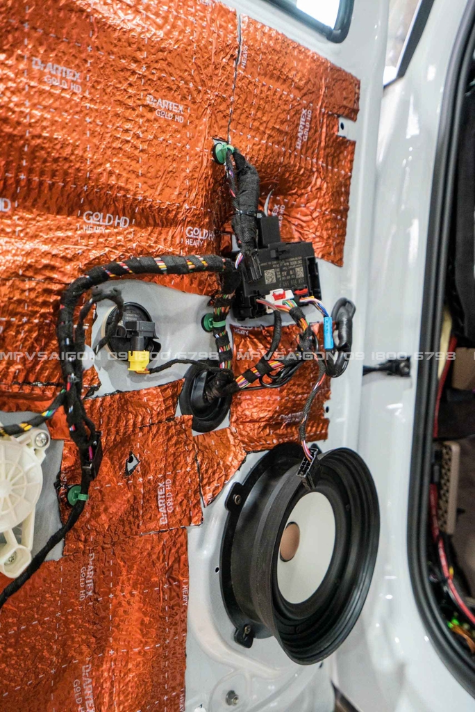 Cách âm chống ồn Volkswagen Viloran/ Teramont - vật liệu cách âm Dr Artex tiên tiến nhất