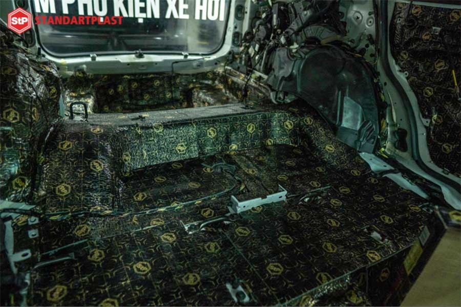 Cách âm xe hơi bằng vật liệu STP