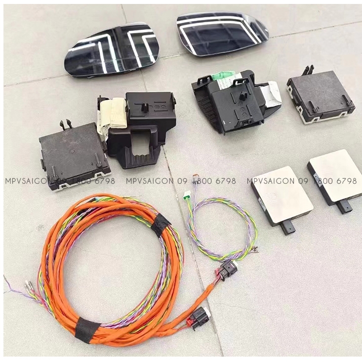 Cảnh Báo Điểm Mù Blind Spot Assist Chính Hãng Mercedes cho xe C - GLC - GLE - GLS (W205 - X253 - W167)