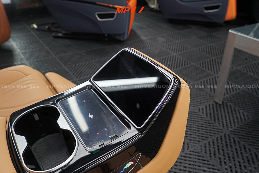 GHẾ LIMOUSINE BM: GIẢI PHÁP NÂNG CẤP NỘI THẤT CAO CẤP CHO NHIỀU DÒNG XE