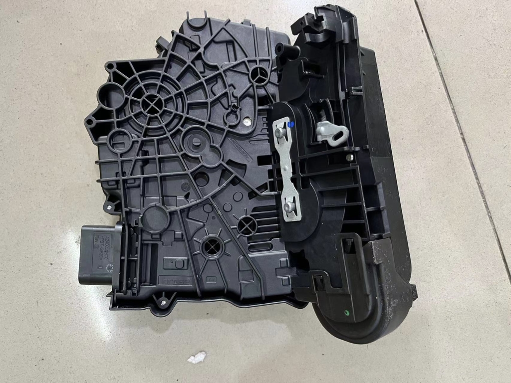 Cơ cấu khóa cửa trượt- cửa lùa VW Viloran 20~24