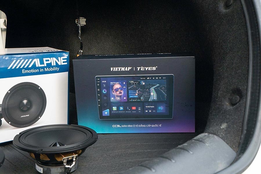 Combo Alpine DM65 - DM65C và Màn hình Teyes trên Honda Civic – Bộ ba công nghệ hoàn hảo