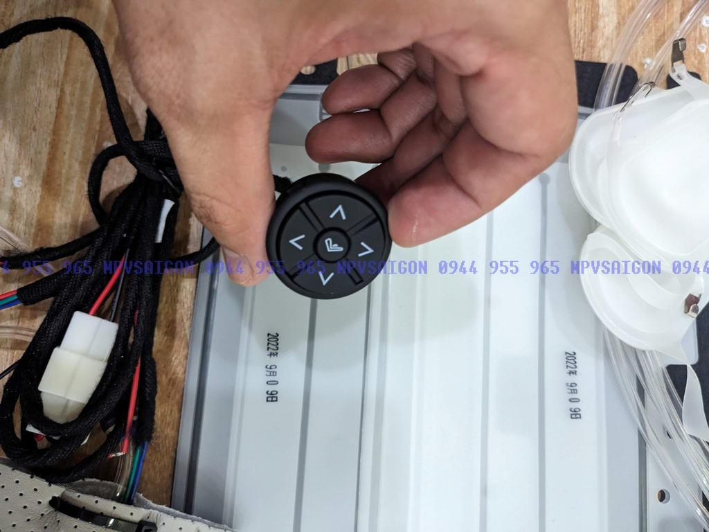 Nâng cấp - độ ghế matxa bóng hơi 8 vị trí và đệm lưng 4 hướng ghế kiểu Mercedes cao cấp