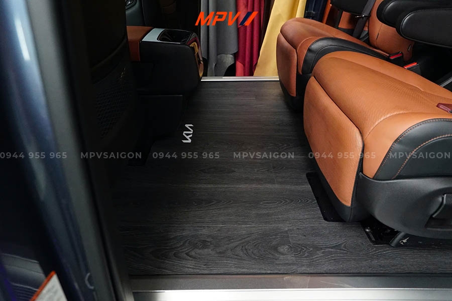 KIA CARNIVAL - COMBO TRƯỢT ĐIỆN 4 HƯỚNG HÀNG 2 VÀ SÀN VÂN GỖ CAO CẤP