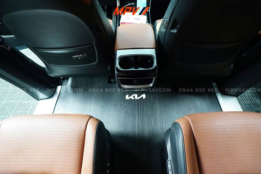 KIA CARNIVAL - COMBO TRƯỢT ĐIỆN 4 HƯỚNG HÀNG 2 VÀ SÀN VÂN GỖ CAO CẤP