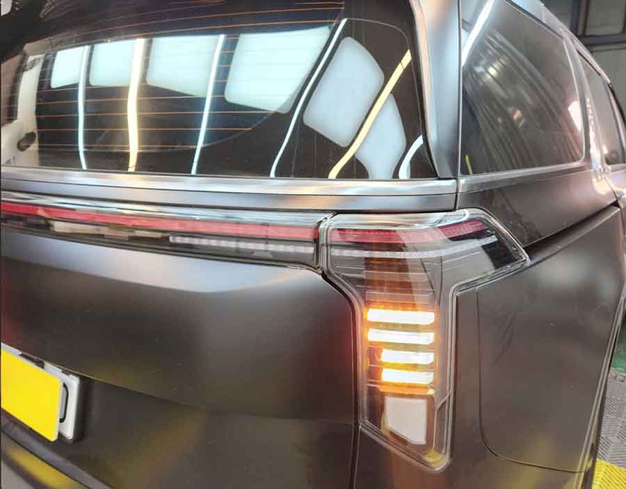 Đèn hậu Porsche cho Carnival 2025: sự khác biệt đến từ BILSCONTI Hàn Quốc