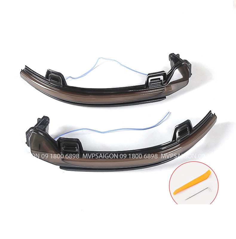 Đèn LED chạy dòng nước gương chiếu hậu Benz C class C200 C300 2022~2023