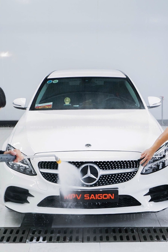 Dịch vụ rửa xe & chăm sóc xe toàn diện tại MPV SAIGON