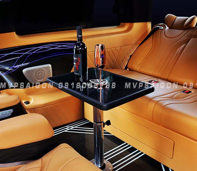 Độ bàn ăn bàn trà rượu phong cách du thuyền Benz V250 mẫu mới nhất