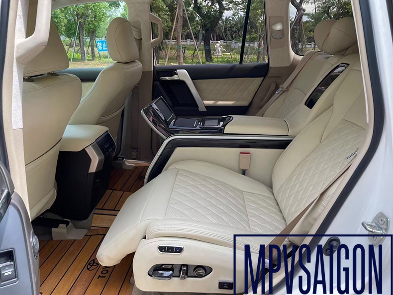 Nâng cấp ghế Limousine Land Cruiser Prado