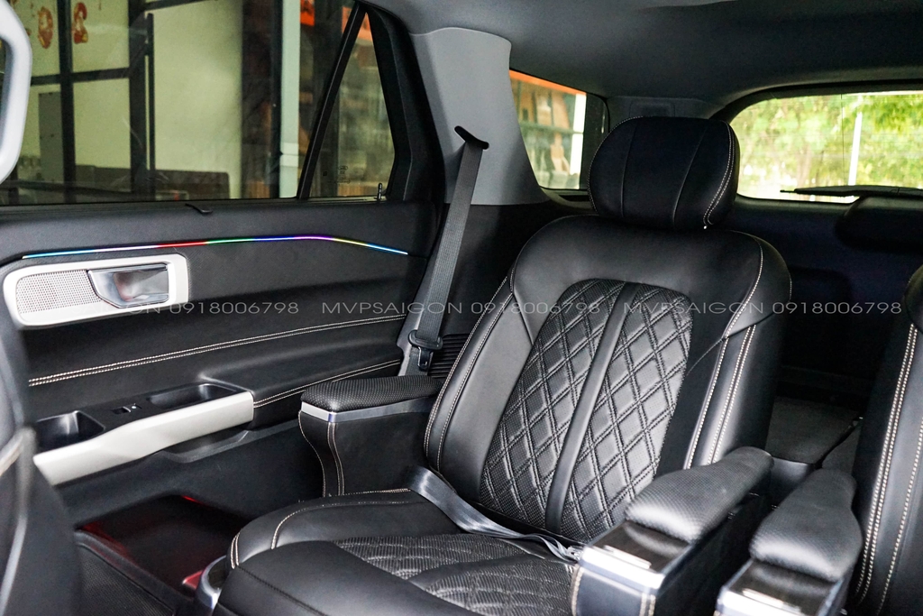 Độ ghế Limousine thương gia cho Ford Explorer 2023: Kinh nghiệm và báo giá mới nhất