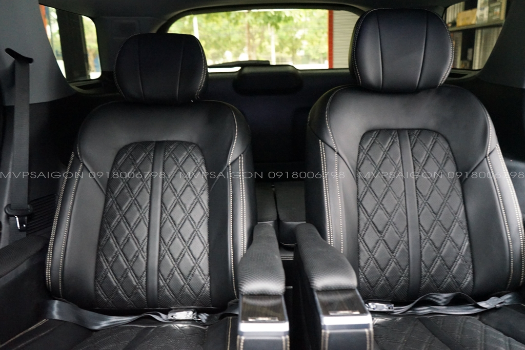 Độ ghế Limousine thương gia cho Ford Explorer 2023: Kinh nghiệm và báo giá mới nhất