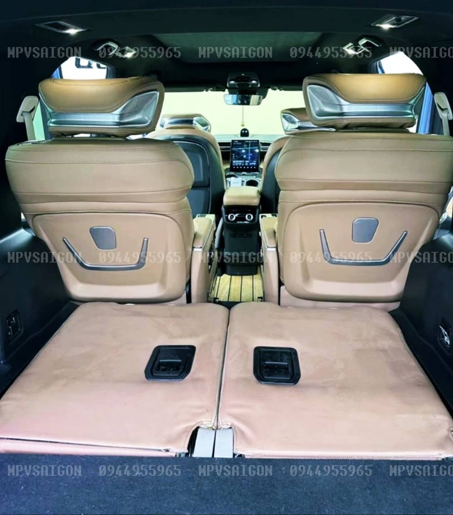 Độ ghế Limousine thương gia Toyota Veloz: báo giá mới nhất